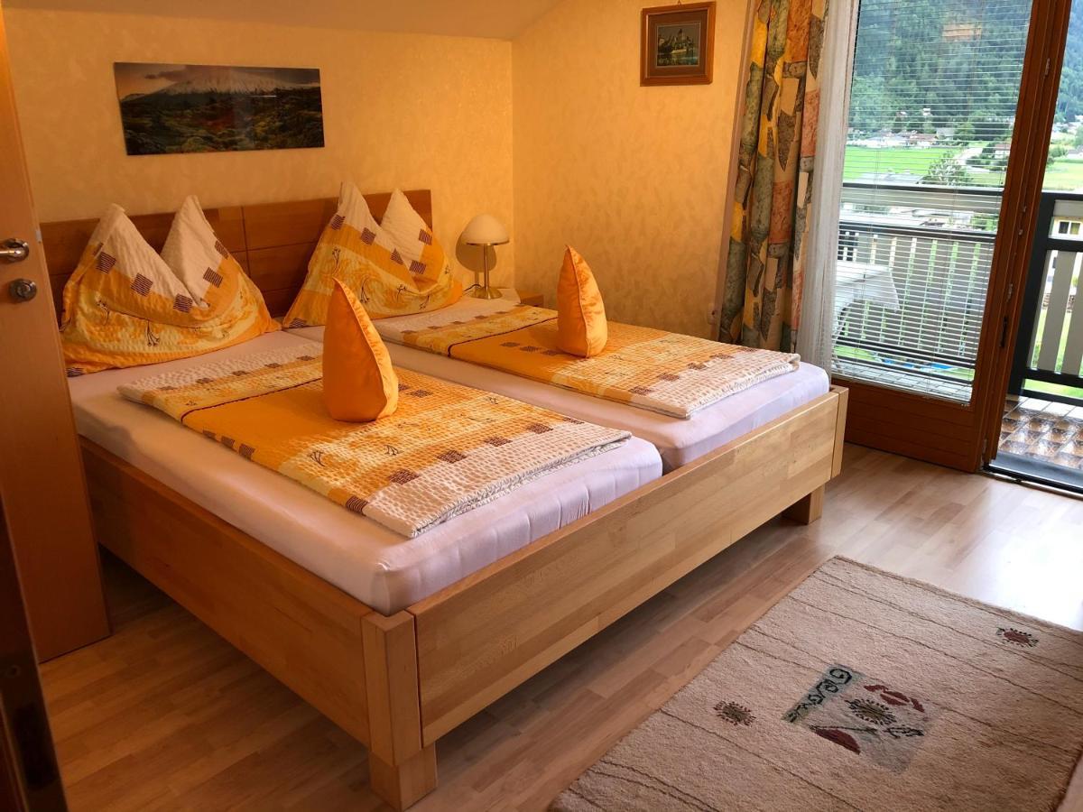 Gaestehaus Dullnig Obervellach Exterior foto